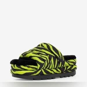 UGG Maxi Tiger Print Slide